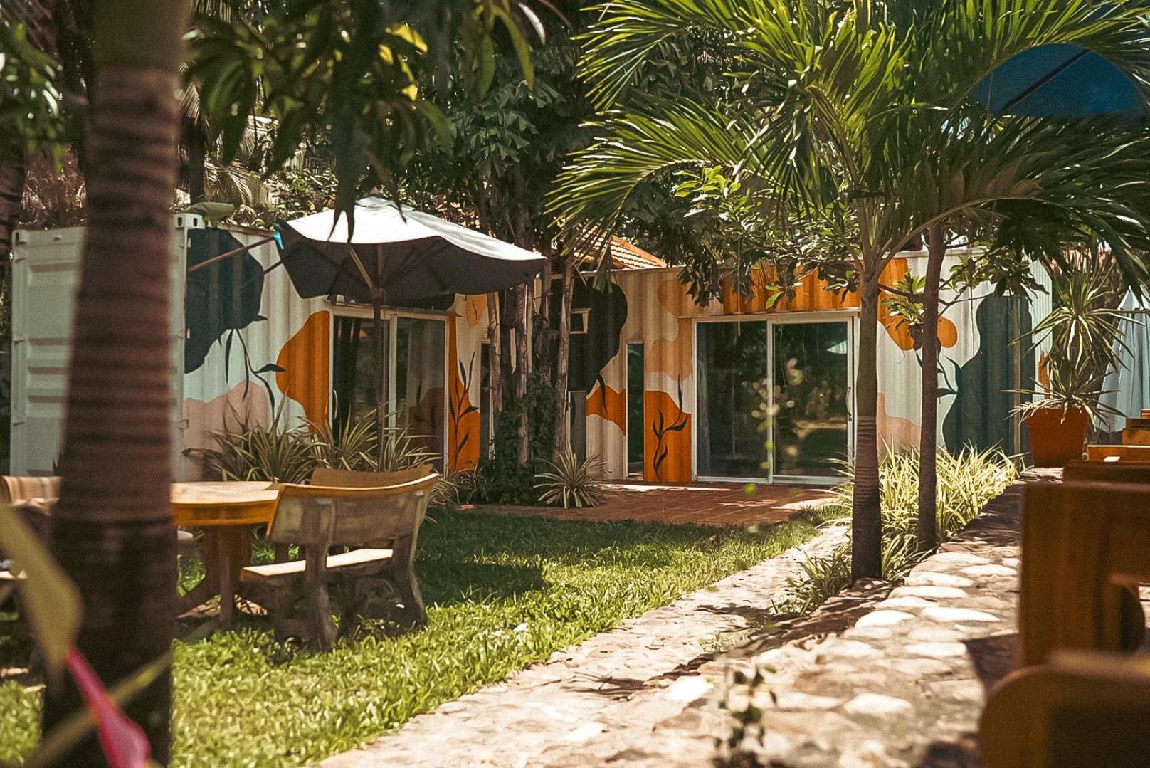 Karma Traders Kampot Hostel Стая снимка